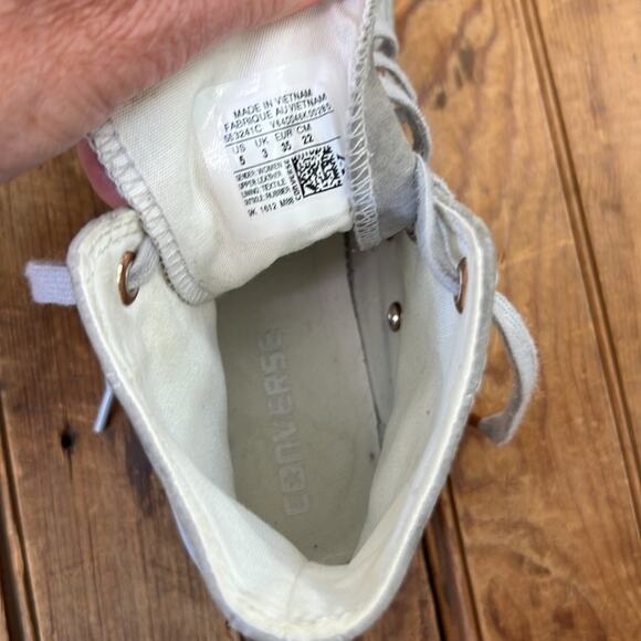 Women’s Kids Converse Suede Chuck Taylor High-Tops in Light Gray - Picture 3 of 7